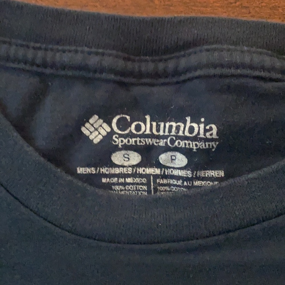 Columbia tee! - Picture 5 of 6